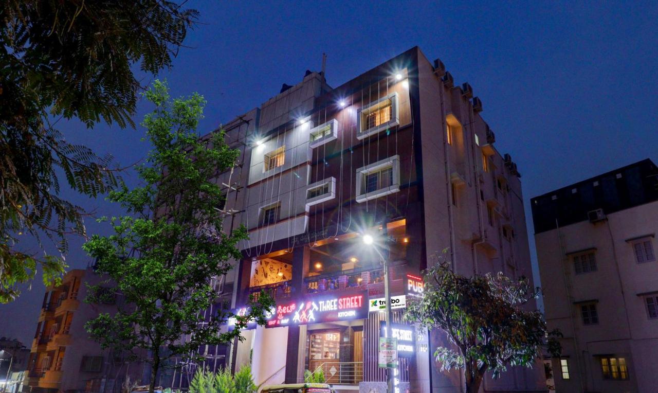 Treebo Three Street Inn Bangalore Ngoại thất bức ảnh